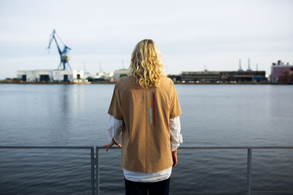 Libyen washed latte T-shirt